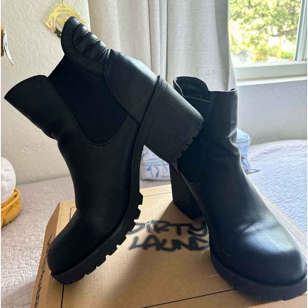 Dirty laundry booties